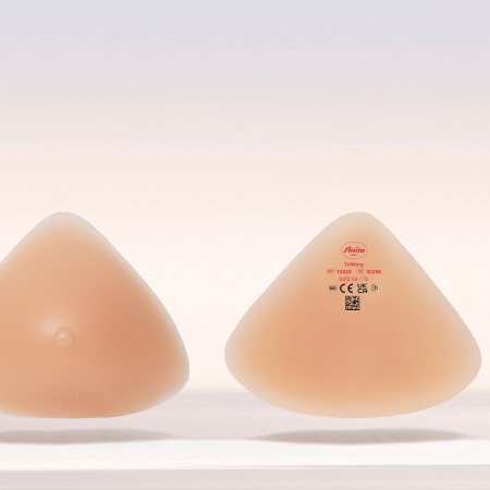 1 - Anita TriWing Protesi completa forma triangolare Colore Sabbia --